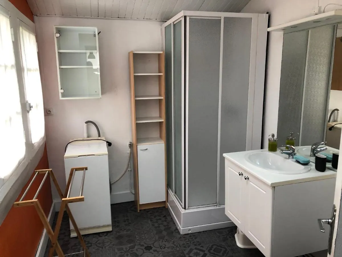 Holiday home Maisonnette A 100 M De La Plage Plouguerneau